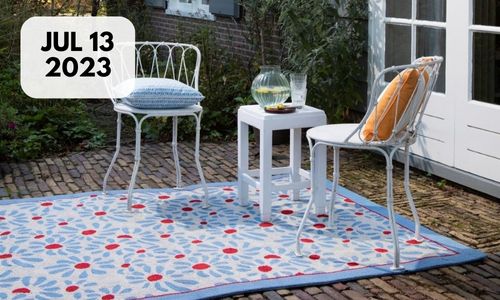 Tricks to Cozy up the Outdoors with Rugs
